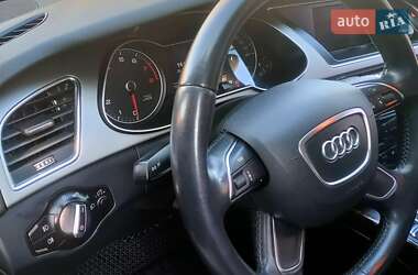 Седан Audi A4 2013 в 