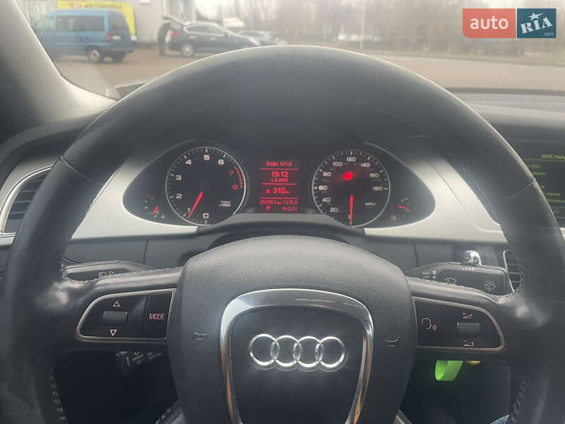Седан Audi A4 2010 в Киеве