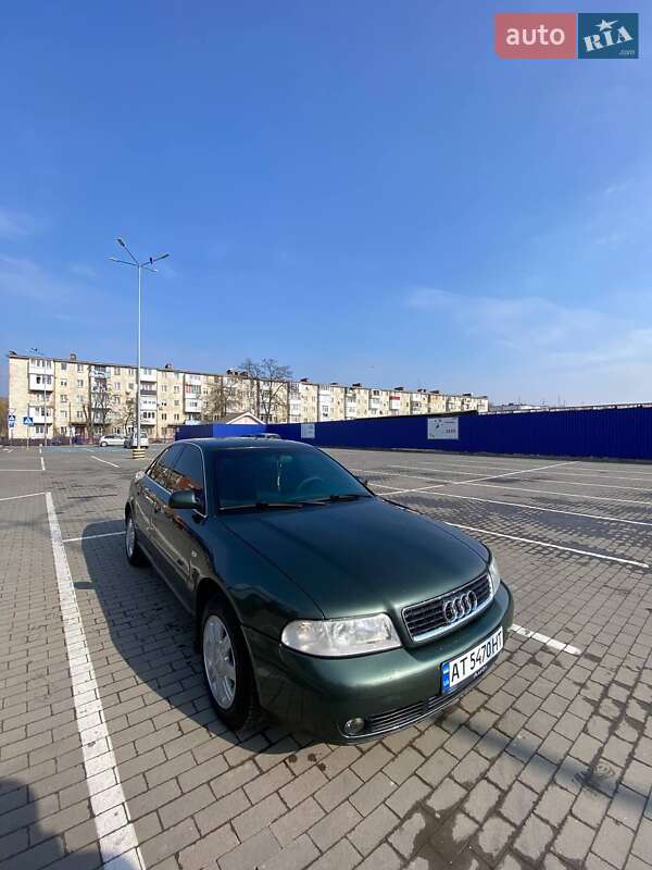 Седан Audi A4 1999 в Калуше