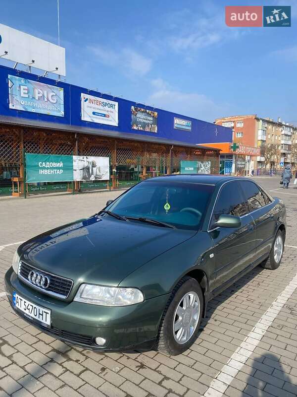 Седан Audi A4 1999 в Калуше