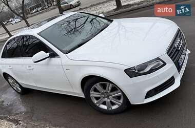 Седан Audi A4 2012 в 