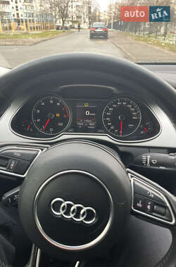 Седан Audi A4 2015 в 