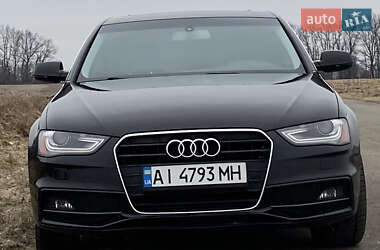 Седан Audi A4 2014 в Киеве