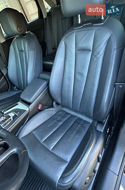 Седан Audi A4 2016 в 