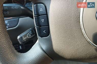 Седан Audi A4 2001 в 