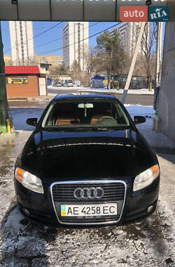 Седан Audi A4 2005 в 