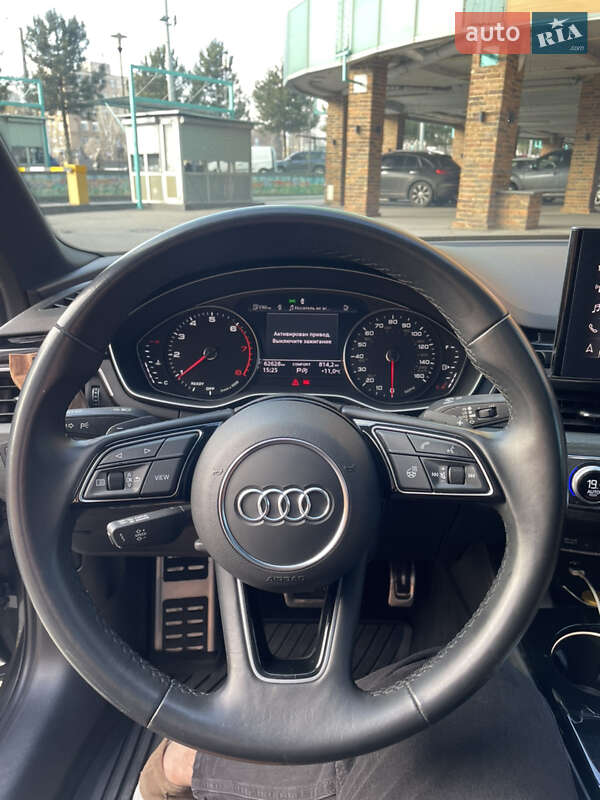 Седан Audi A4 2020 в Одессе