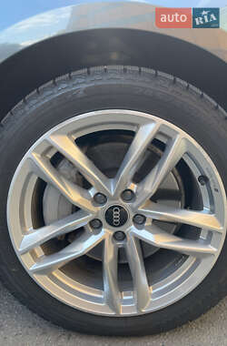 Седан Audi A4 2020 в Одессе