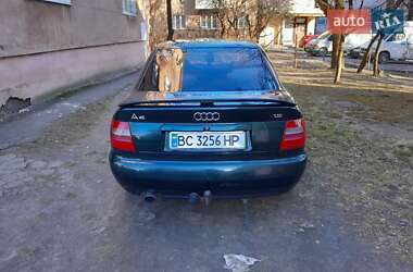 Седан Audi A4 1997 в 