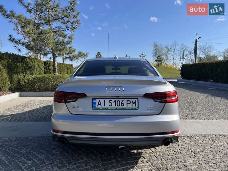 Седан Audi A4 2017 в Киеве