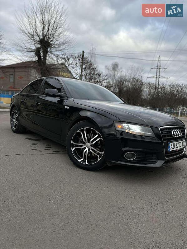 Седан Audi A4 2012 в Вінниці