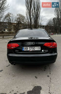 Седан Audi A4 2012 в Вінниці