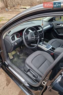 Седан Audi A4 2010 в 