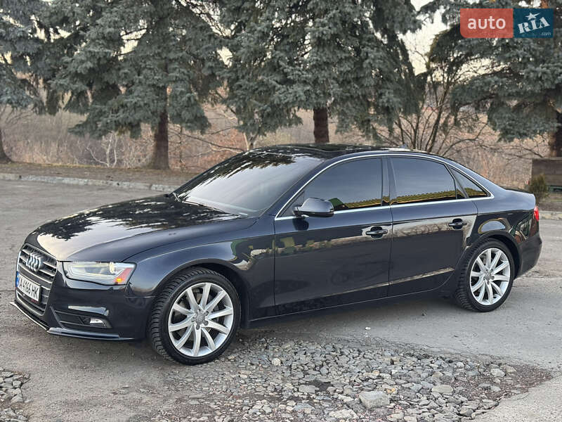 Седан Audi A4 2013 в Дрогобыче