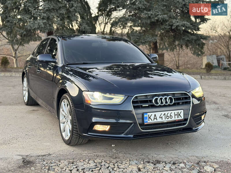 Седан Audi A4 2013 в Дрогобыче