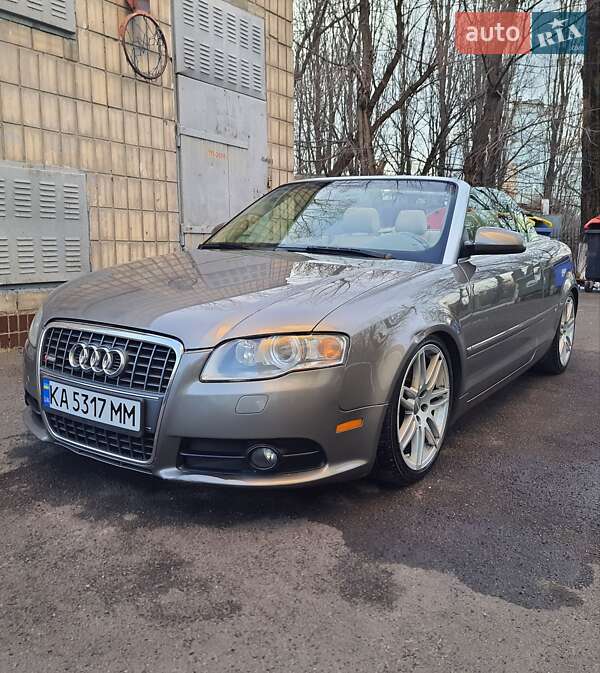 Кабриолет Audi A4 2009 в Киеве