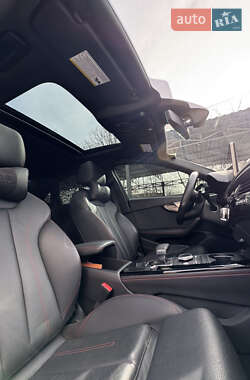 Седан Audi A4 2018 в 