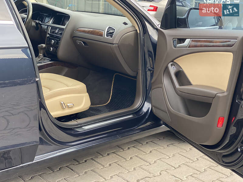 Седан Audi A4 2013 в Фастові