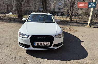 Седан Audi A4 2014 в Кривом Роге