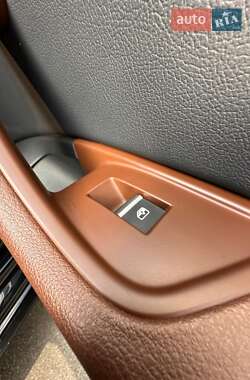 Седан Audi A4 2018 в 
