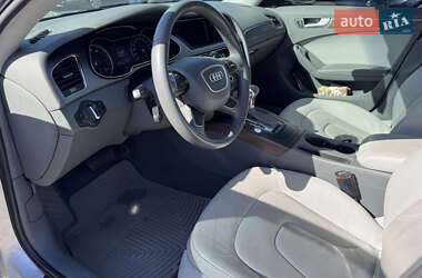 Седан Audi A4 2013 в Коломиї