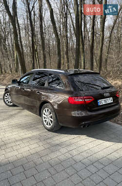 Универсал Audi A4 2012 в 