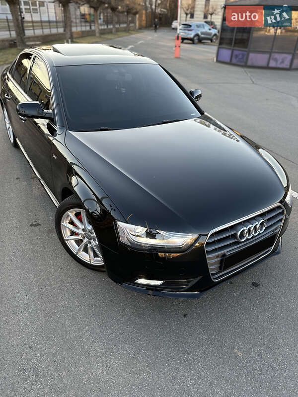 Седан Audi A4 2015 в Киеве