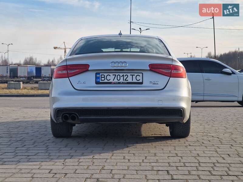 Седан Audi A4 2013 в Львове