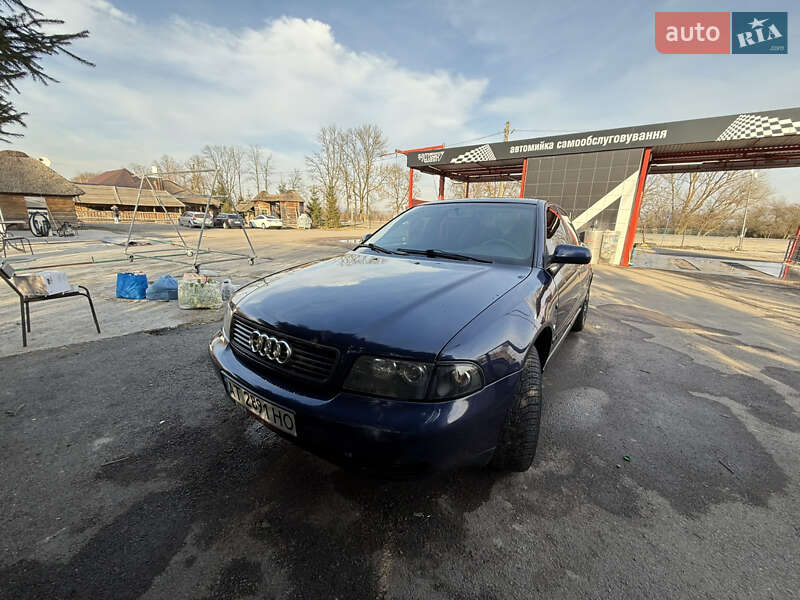 Седан Audi A4 1998 в Ивано-Франковске