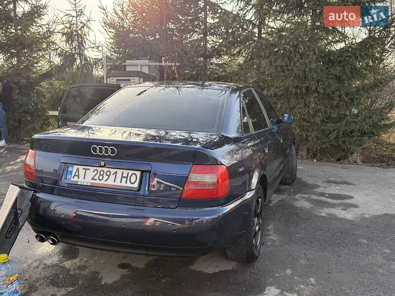 Седан Audi A4 1998 в Ивано-Франковске