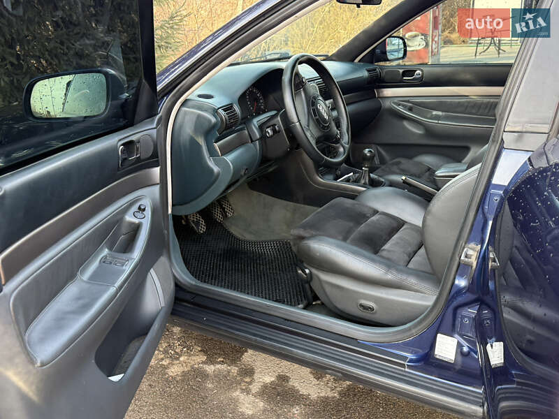 Седан Audi A4 1998 в Ивано-Франковске