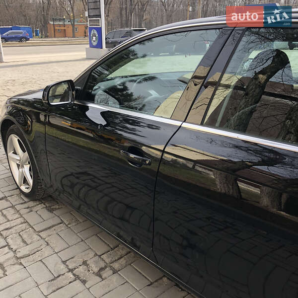 Седан Audi A4 2012 в Днепре