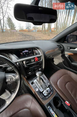 Седан Audi A4 2012 в 