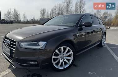 Универсал Audi A4 2015 в Киеве