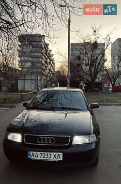 Седан Audi A4 1995 в Броварах