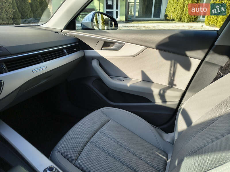 Универсал Audi A4 2020 в Харькове