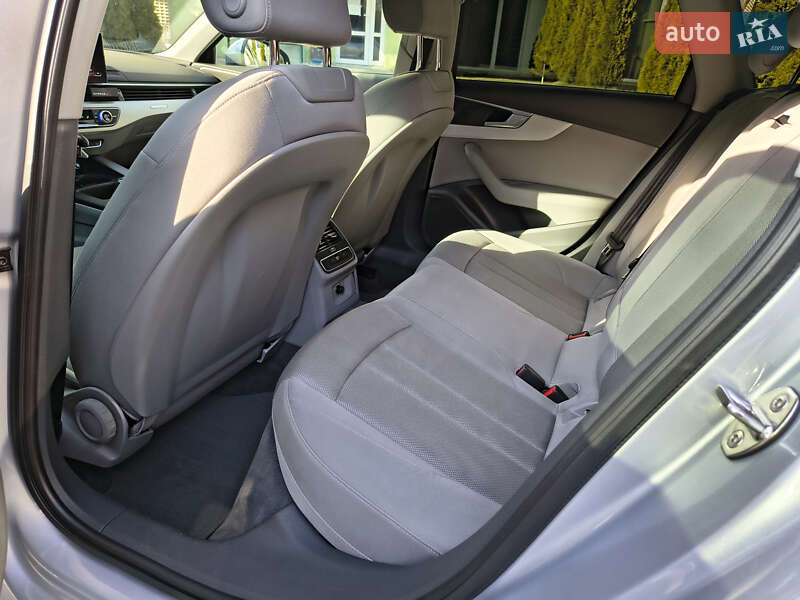 Универсал Audi A4 2020 в Харькове