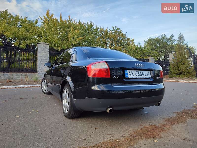 Седан Audi A4 2004 в Балаклее