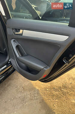 Седан Audi A4 2011 в 
