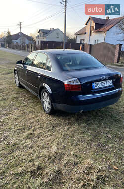 Седан Audi A4 2002 в 