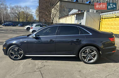 Седан Audi A4 2017 в Киеве