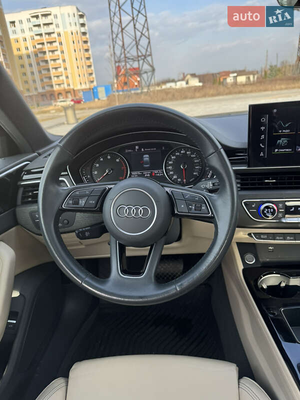 Седан Audi A4 2020 в Киеве
