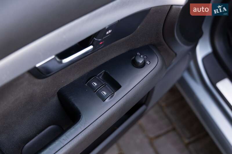 Седан Audi A4 2007 в Луцке