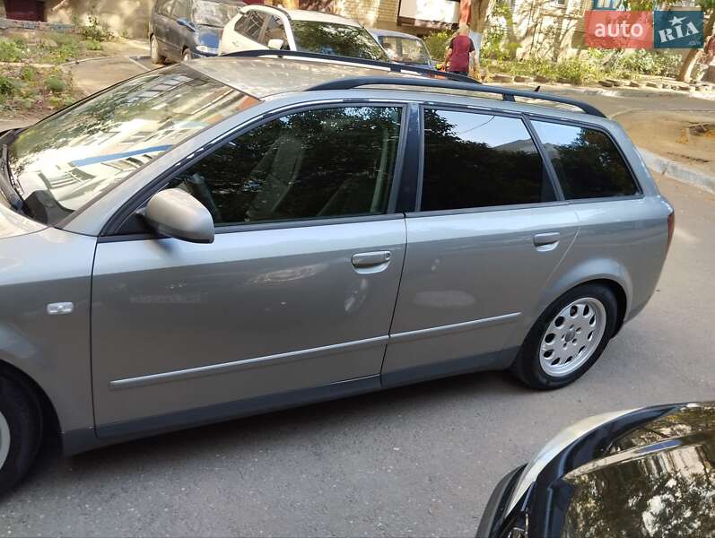Универсал Audi A4 2002 в Николаеве