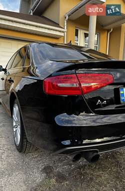 Седан Audi A4 2013 в Житомире