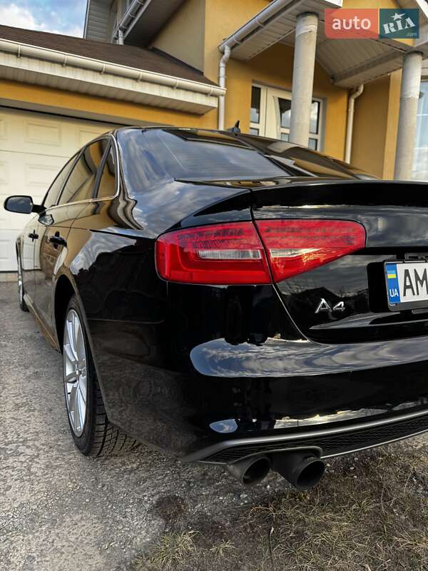 Седан Audi A4 2013 в Житомирі