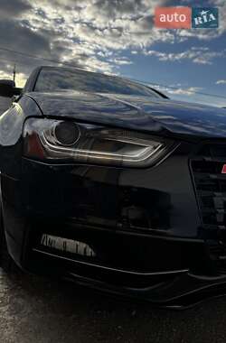 Седан Audi A4 2013 в Житомире