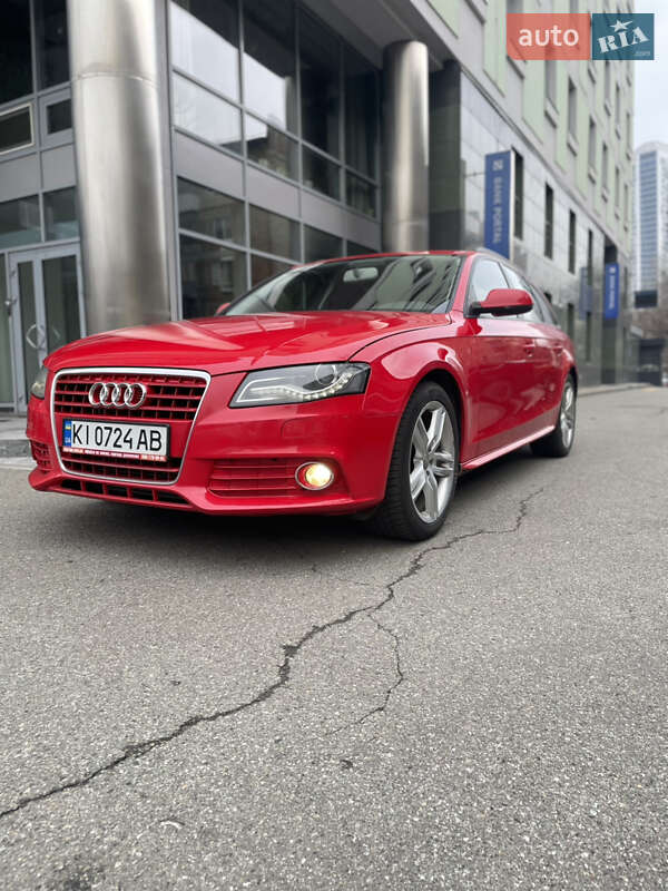 Универсал Audi A4 2011 в Киеве