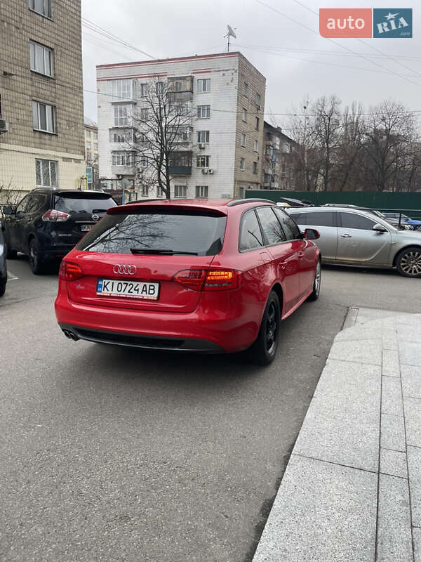 Универсал Audi A4 2011 в Киеве