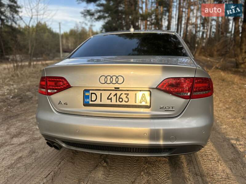 Седан Audi A4 2011 в Киеве
